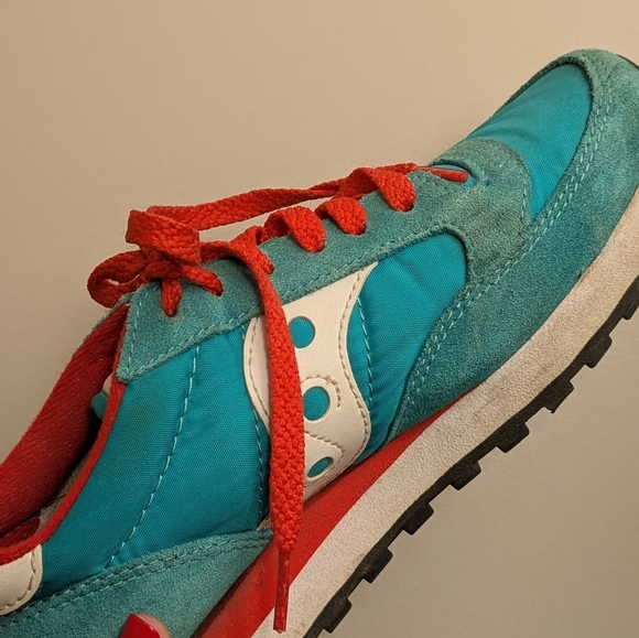 Saucony Jazz sz 6.5 Teal and Red sneakers - Picture 7 of 7